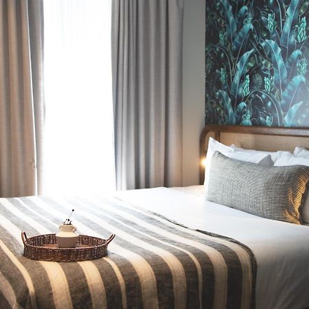 202 Elizabeth Hotel Sydney Ngoại thất bức ảnh A bedroom at the hotel