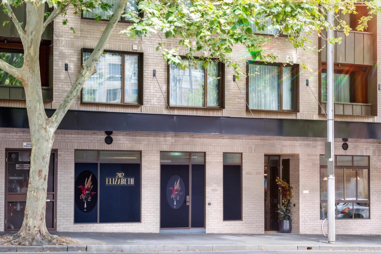 202 Elizabeth Hotel Sydney Ngoại thất bức ảnh The exterior of the nightclub